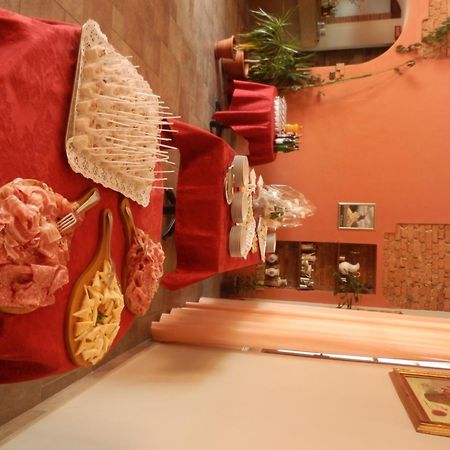 Albergo Ristorante Monterosa Ameno Dış mekan fotoğraf