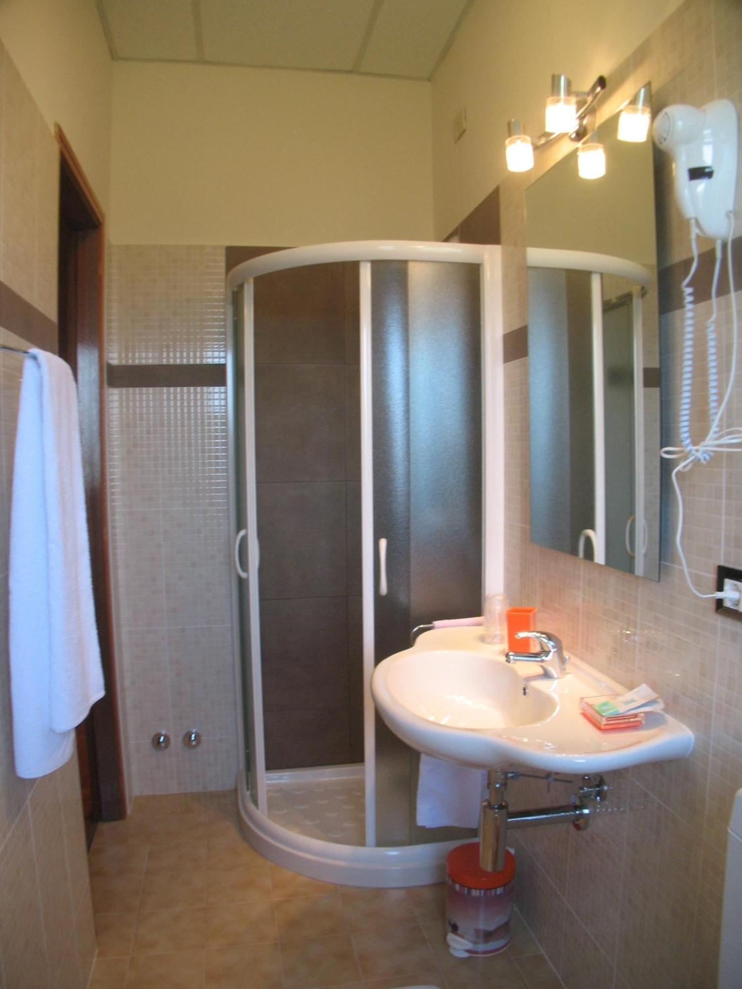 Albergo Ristorante Monterosa Ameno Dış mekan fotoğraf